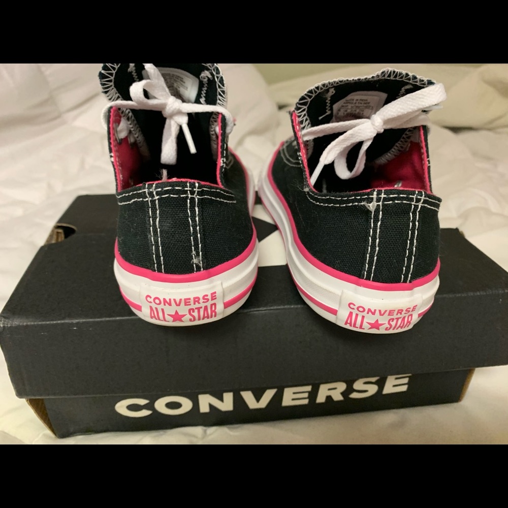 Converse - Picture 4 of 8